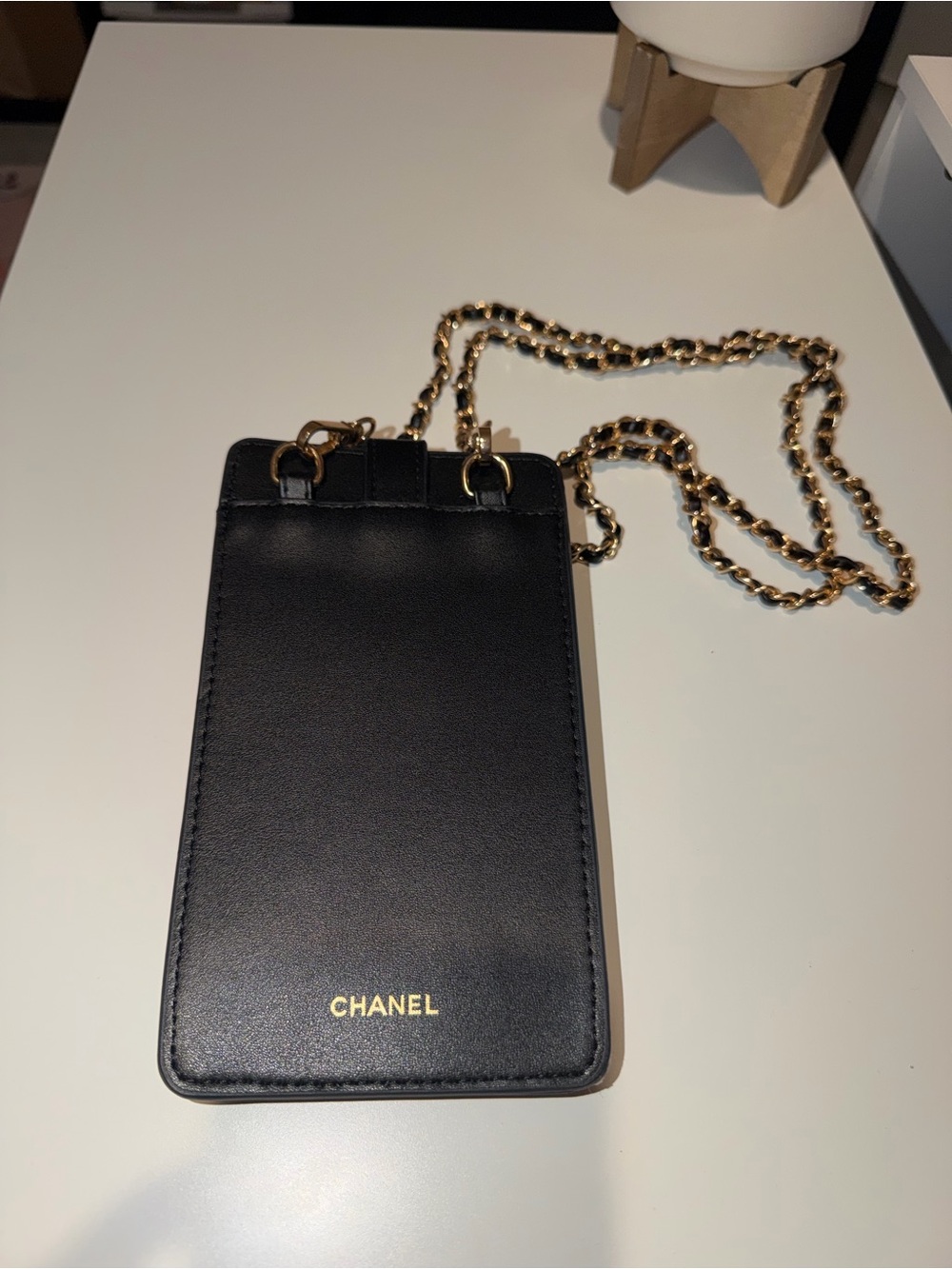Brand New Chanel Faux Leather Coco Crush Black Quilted Crossbody Phone Card Bag - Picture 3 of 4